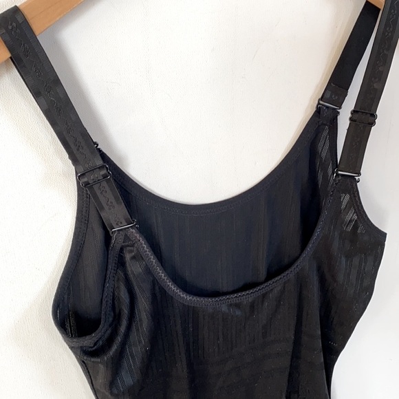 Black Lace spandex Bodysuit, Size XL - Picture 12 of 12